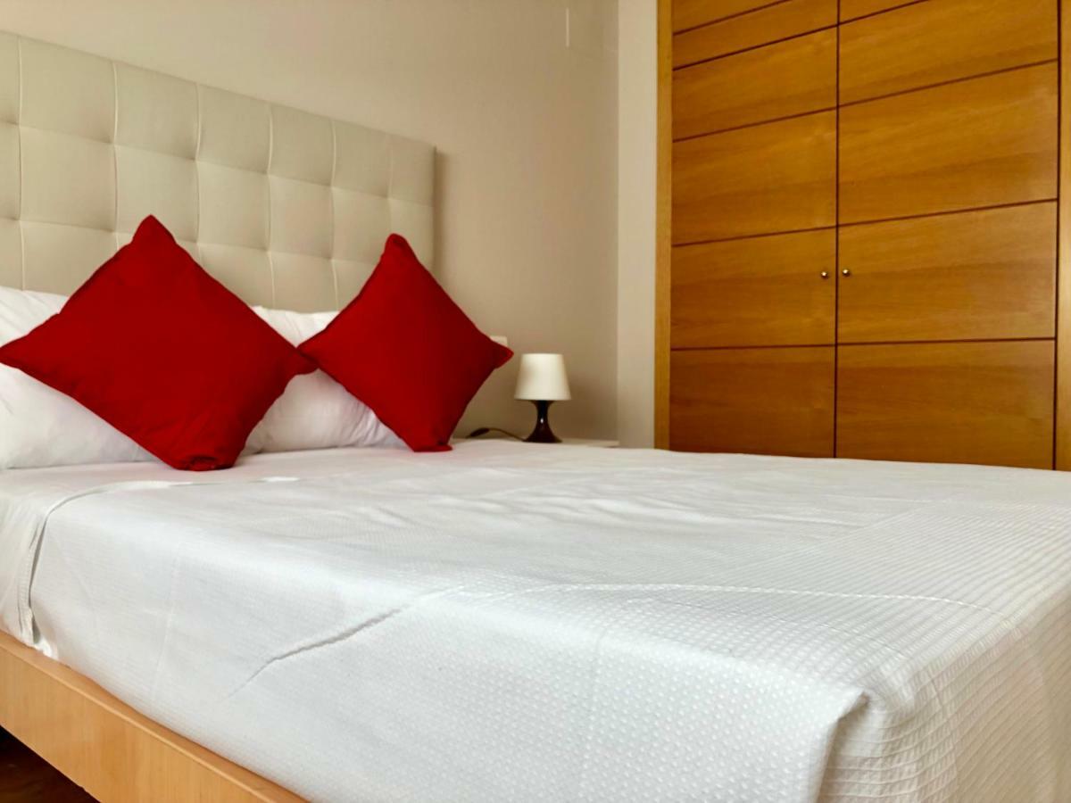 New Apartments Airport Ifema Madrid Luaran gambar
