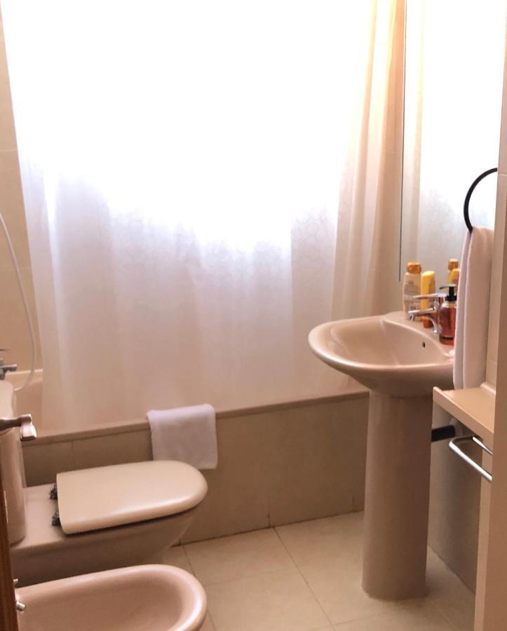 New Apartments Airport Ifema Madrid Luaran gambar